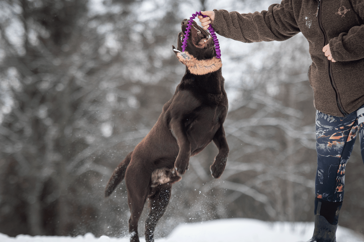 Elastisk ring med kaninskinn