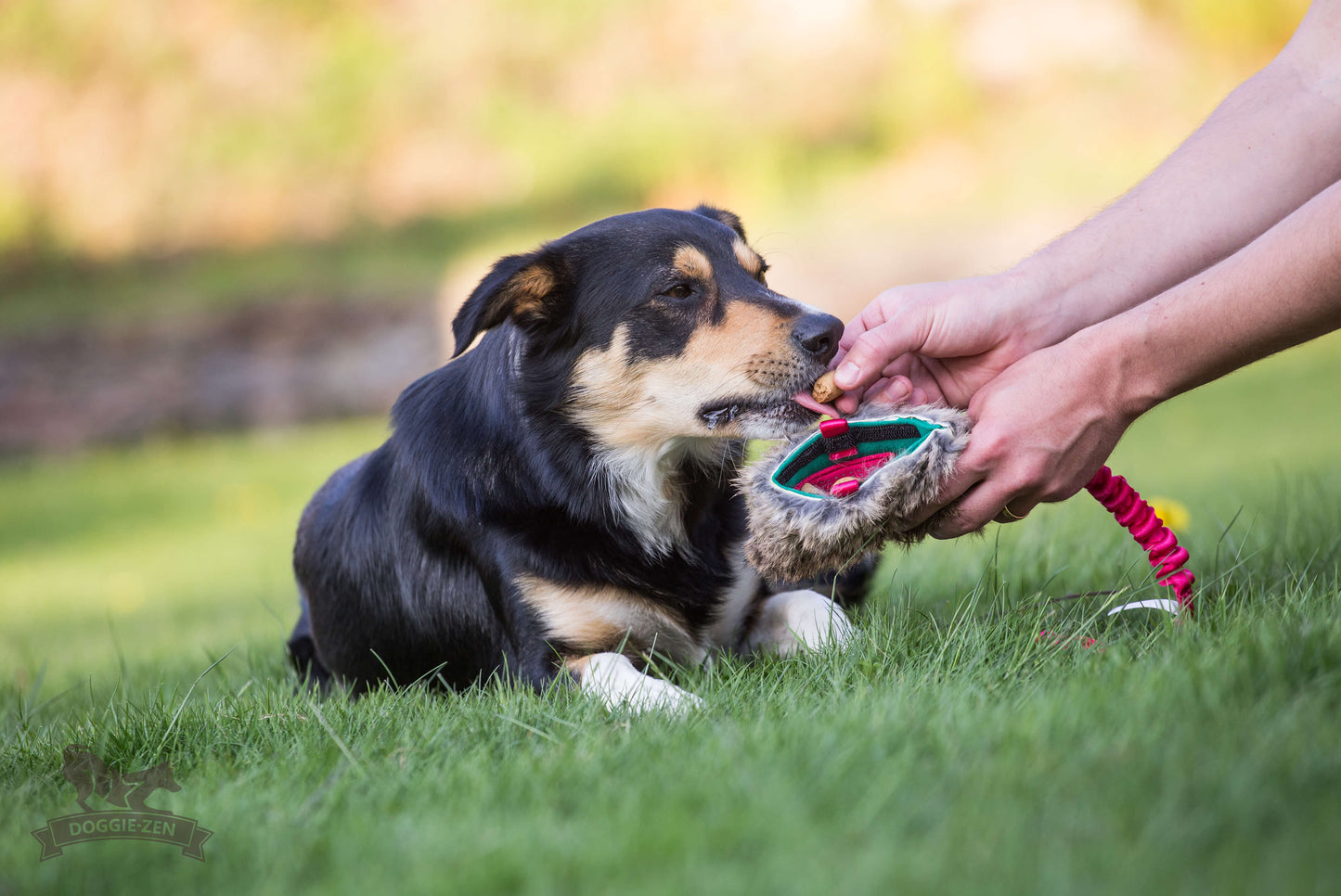 Elastisk belønningskampis med kaninskinn str M